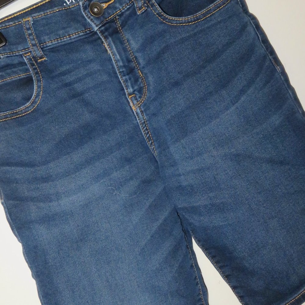 Children's Place Knit Denim Burmuda Shorts Girls Size 10